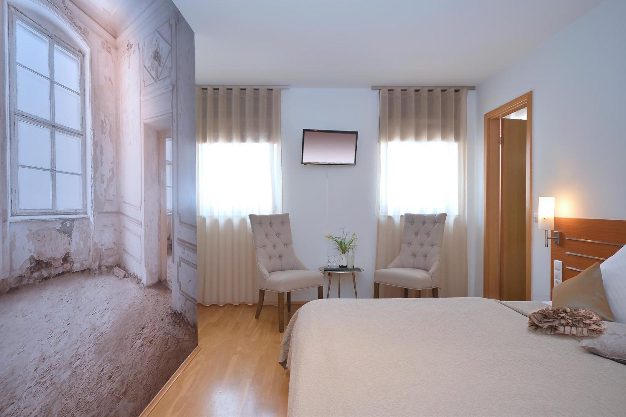 Landhotel Hauer Pleisweiler-Oberhofen Dış mekan fotoğraf