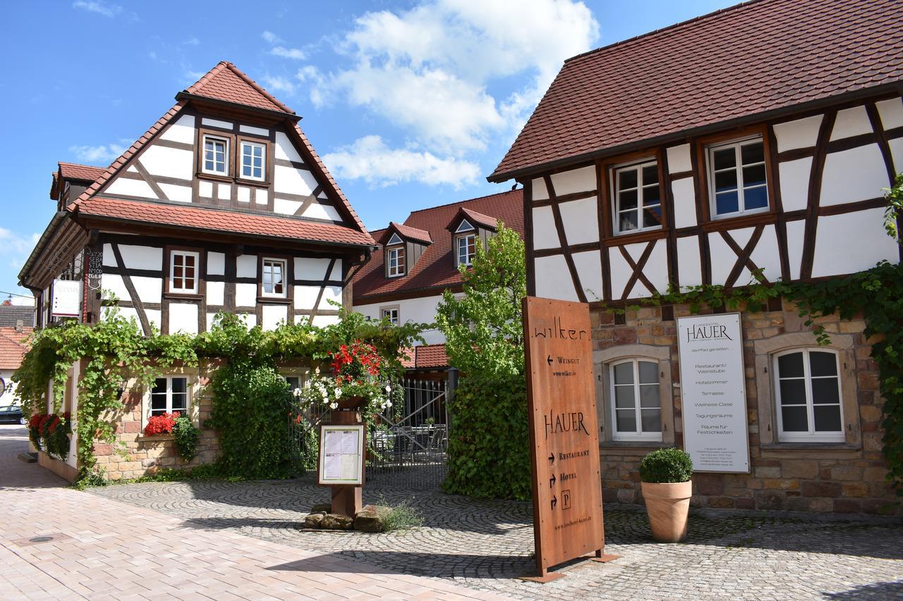 Landhotel Hauer Pleisweiler-Oberhofen Dış mekan fotoğraf